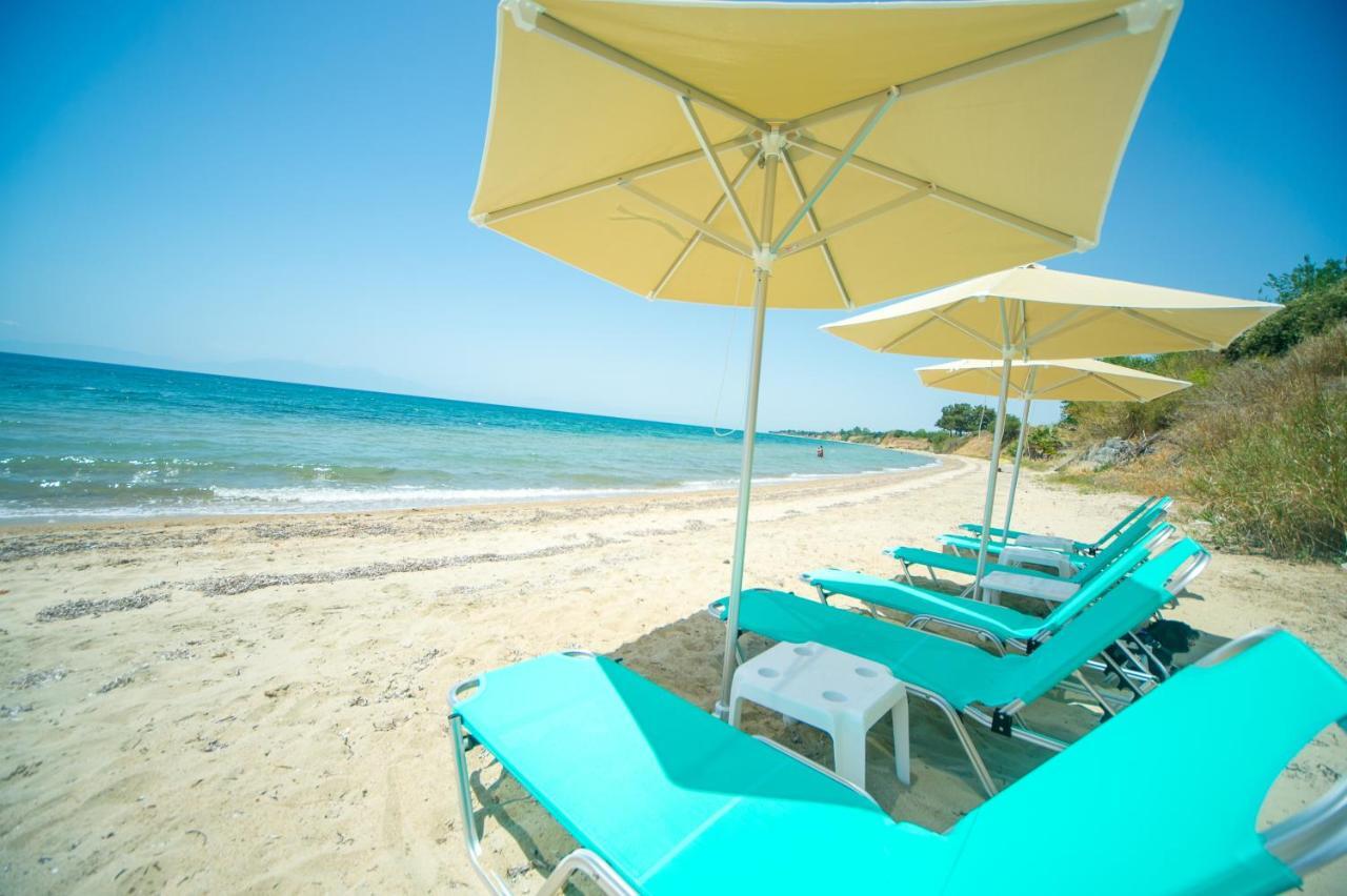 Summerday Villa Private Beach Néa Iráklia Exterior foto